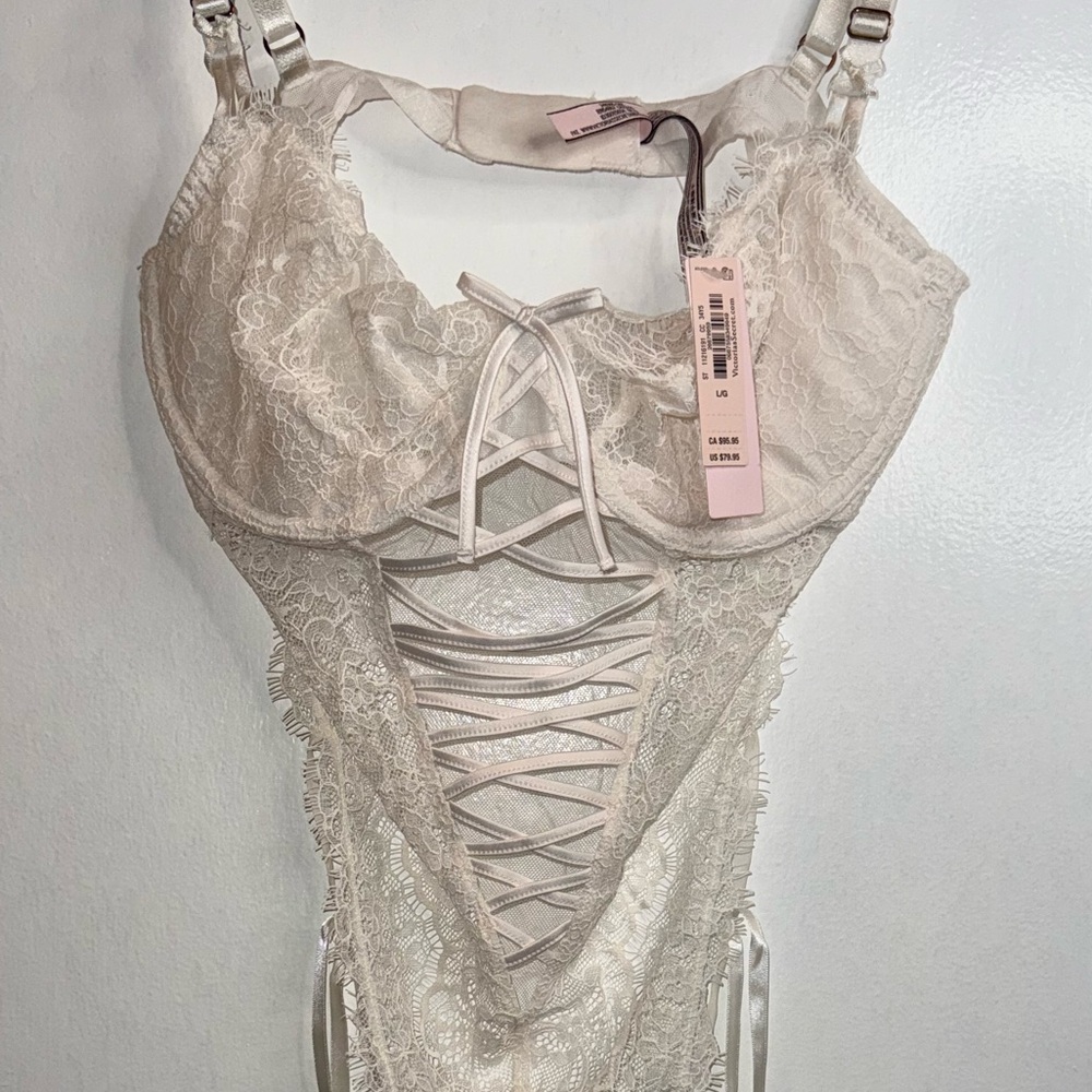 Victoria's Secret Cream Lace Teddy
